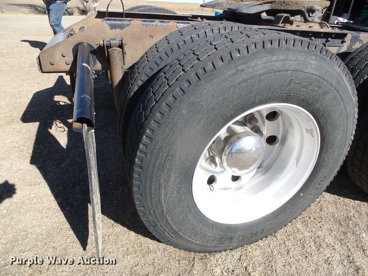 image for item DG8465 2008 Kenworth T600  semi truck