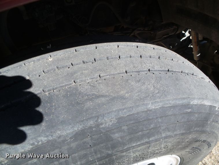 image for item DG8465 2008 Kenworth T600  semi truck