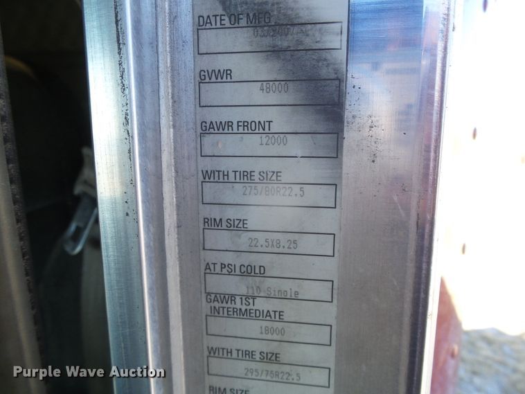 image for item DG8465 2008 Kenworth T600  semi truck