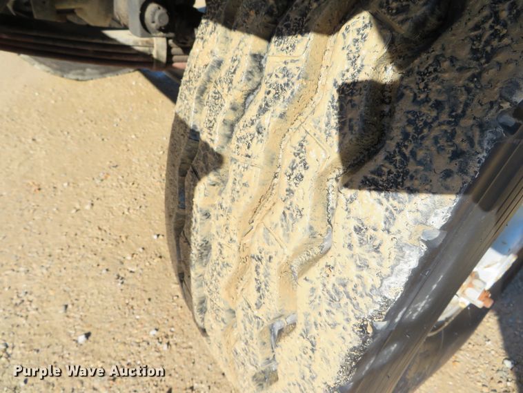 image for item DH0644 1992 Western Star 4364F  flatbed truck