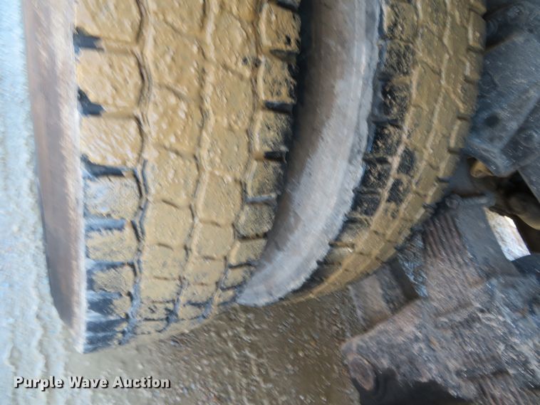 image for item DH0644 1992 Western Star 4364F  flatbed truck