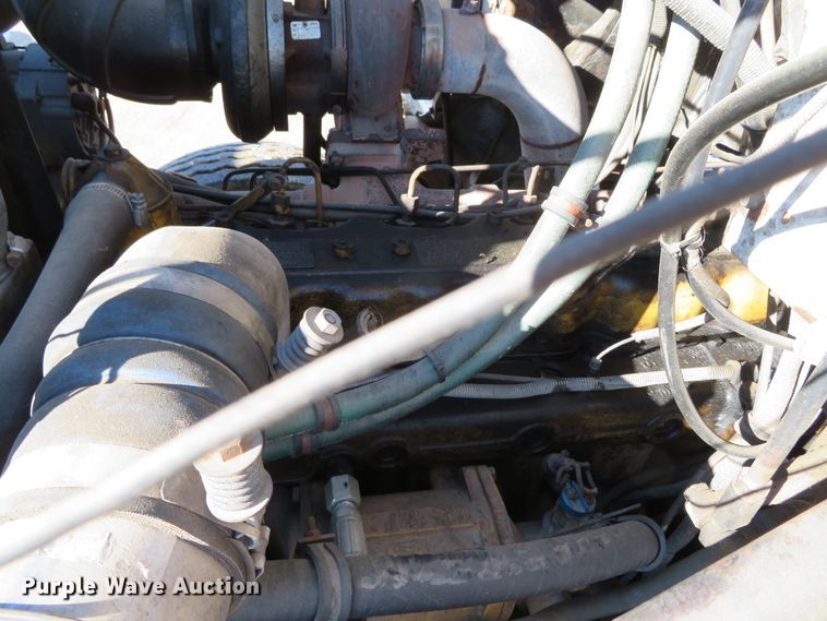 image for item DH0644 1992 Western Star 4364F  flatbed truck