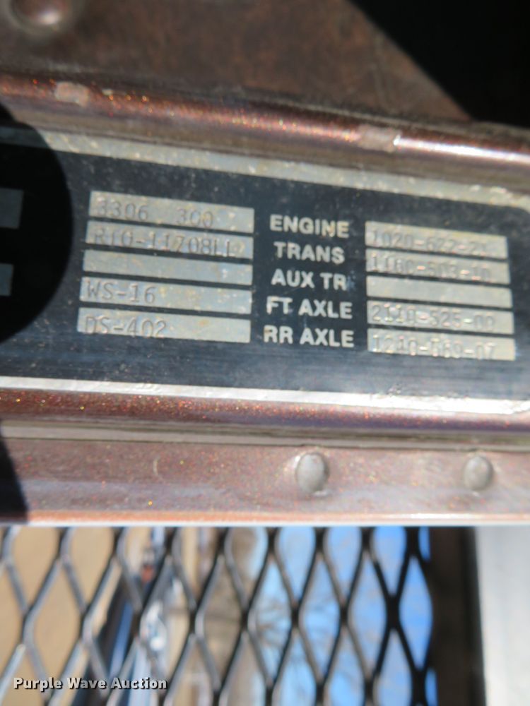 image for item DH0644 1992 Western Star 4364F  flatbed truck