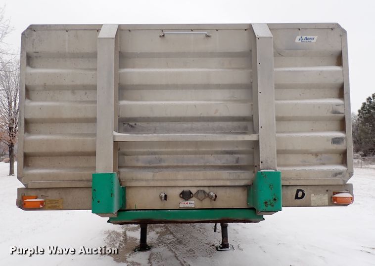 image for item DJ0045 2005 Transcraft Eagle 2 Super Beam flatbed trailer