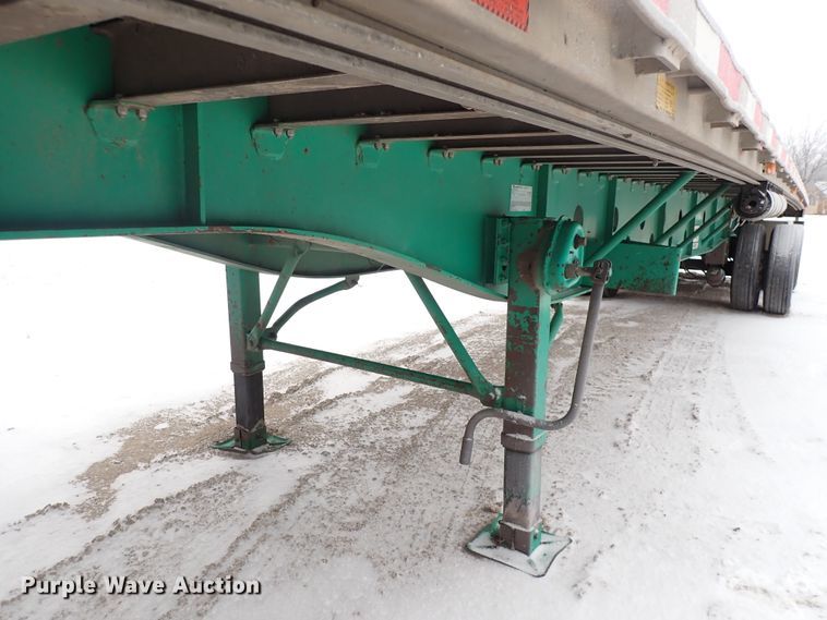 image for item DJ0045 2005 Transcraft Eagle 2 Super Beam flatbed trailer