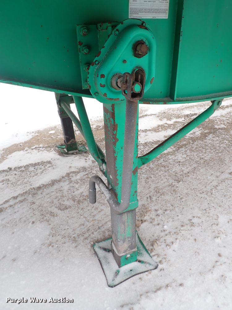 image for item DJ0045 2005 Transcraft Eagle 2 Super Beam flatbed trailer