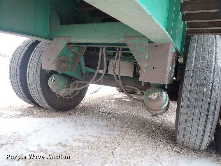 image for item DJ0045 2005 Transcraft Eagle 2 Super Beam flatbed trailer