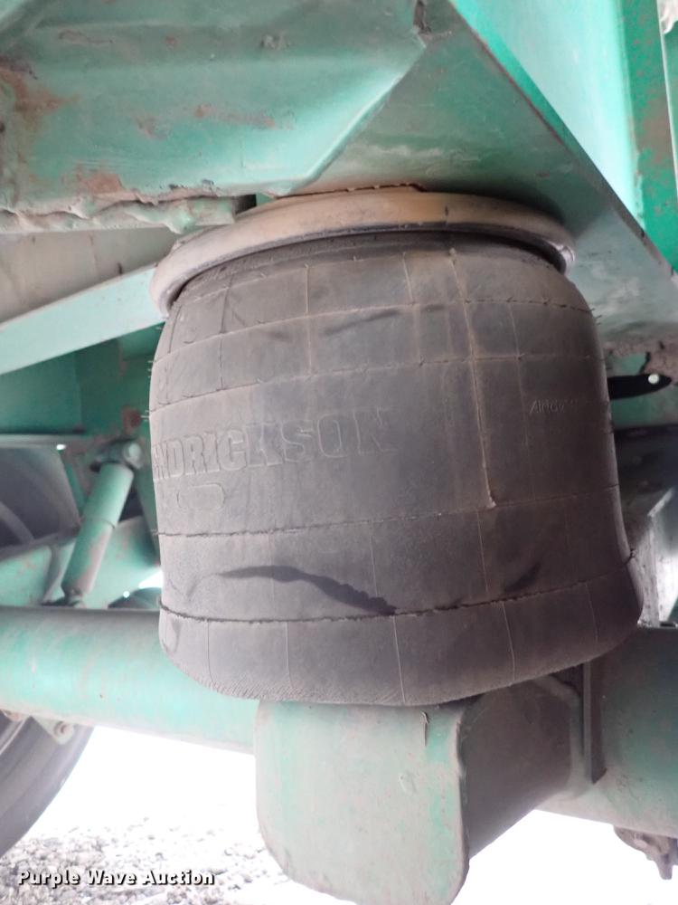 image for item DJ0045 2005 Transcraft Eagle 2 Super Beam flatbed trailer