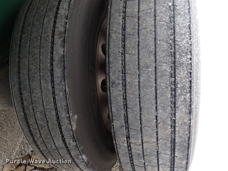 image for item DJ0045 2005 Transcraft Eagle 2 Super Beam flatbed trailer