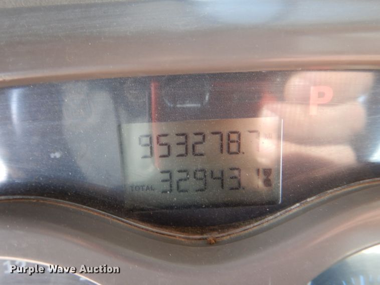 image for item DJ0363 2001 Mack CH613  truck cab and chassis