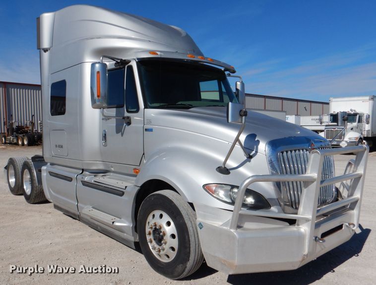 image for item DJ0383 2011 International ProStar  semi truck