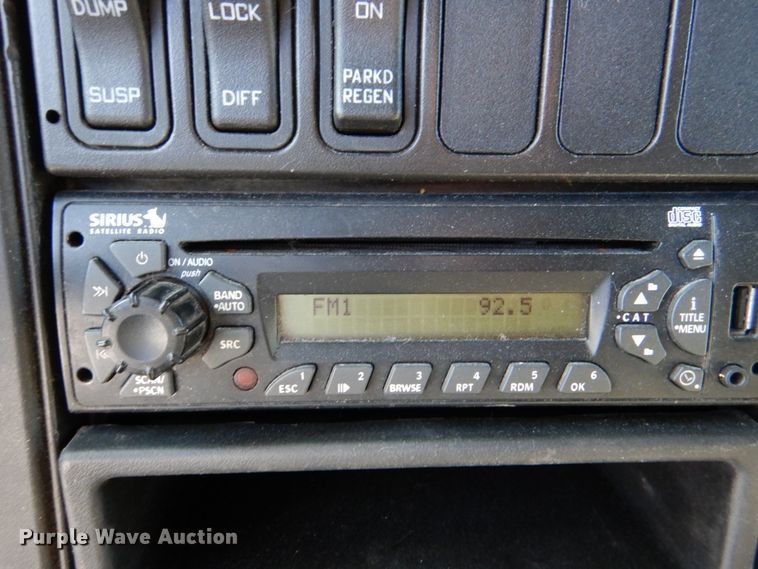 image for item DJ0383 2011 International ProStar  semi truck