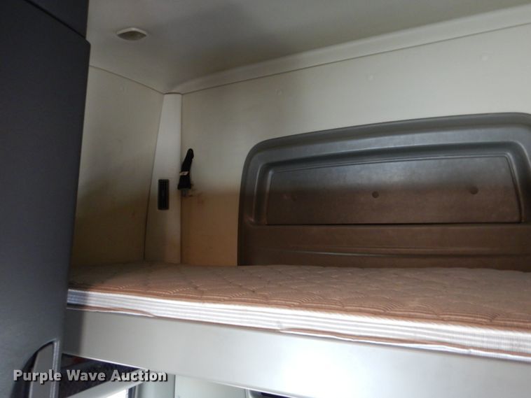 image for item DJ0383 2011 International ProStar  semi truck