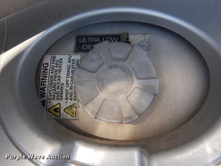 image for item DJ0383 2011 International ProStar  semi truck