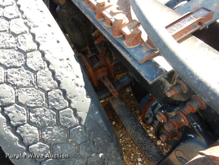 image for item DJ4915 2007 Freightliner Columbia  semi truck