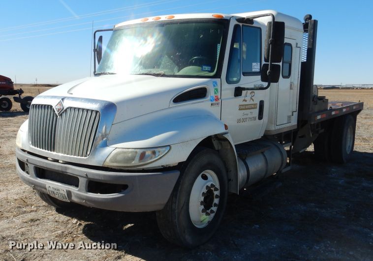 image for item DJ4936 2012 International 4300  flatbed truck