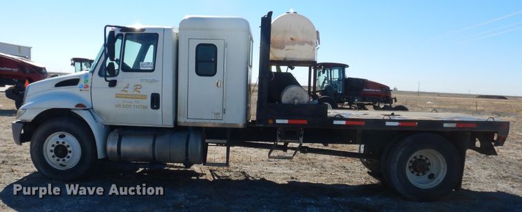 image for item DJ4936 2012 International 4300  flatbed truck