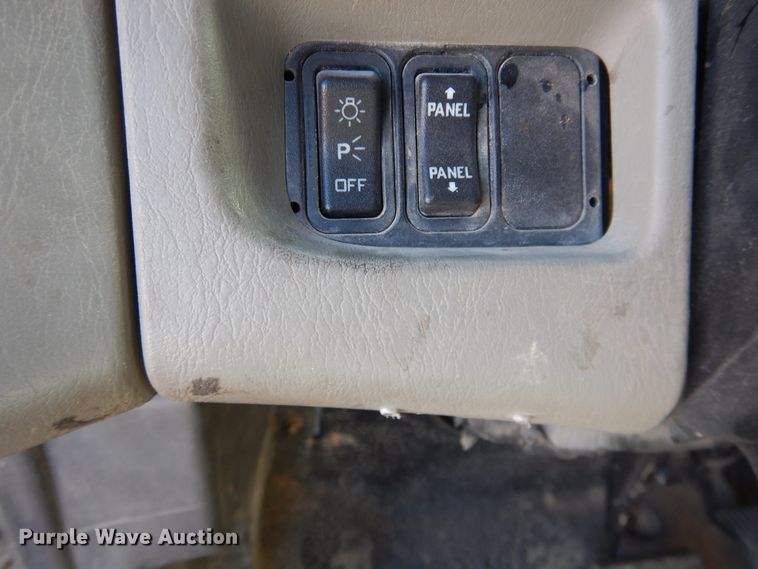 image for item DJ4936 2012 International 4300  flatbed truck