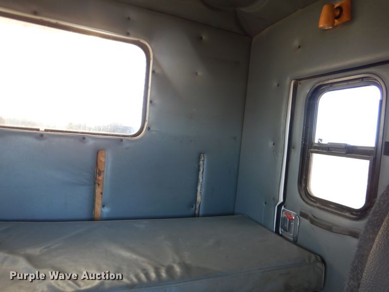 image for item DJ4936 2012 International 4300  flatbed truck