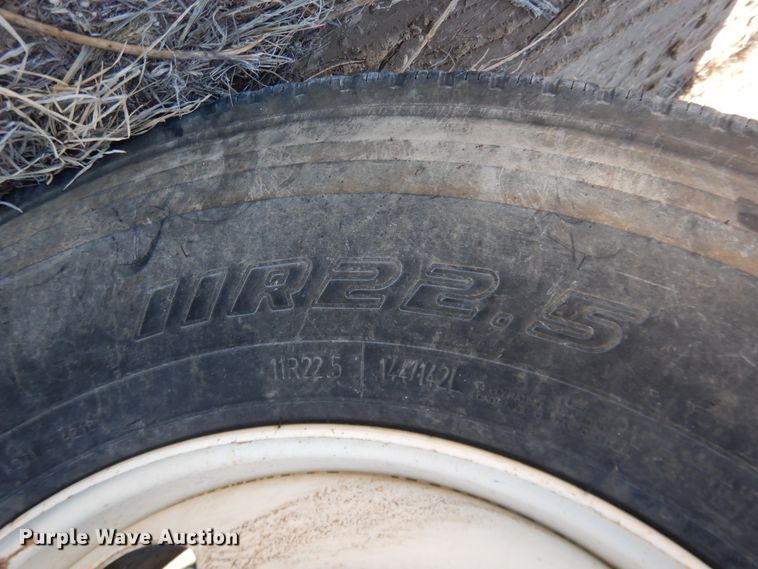 image for item DJ4936 2012 International 4300  flatbed truck