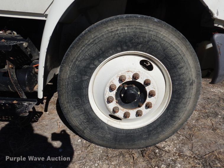 image for item DJ4936 2012 International 4300  flatbed truck