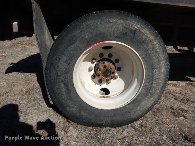 image for item DJ4936 2012 International 4300  flatbed truck