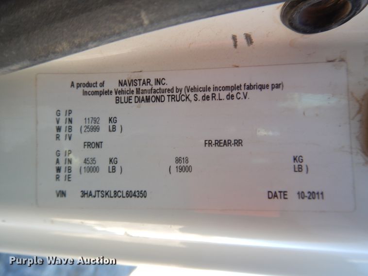 image for item DJ4936 2012 International 4300  flatbed truck