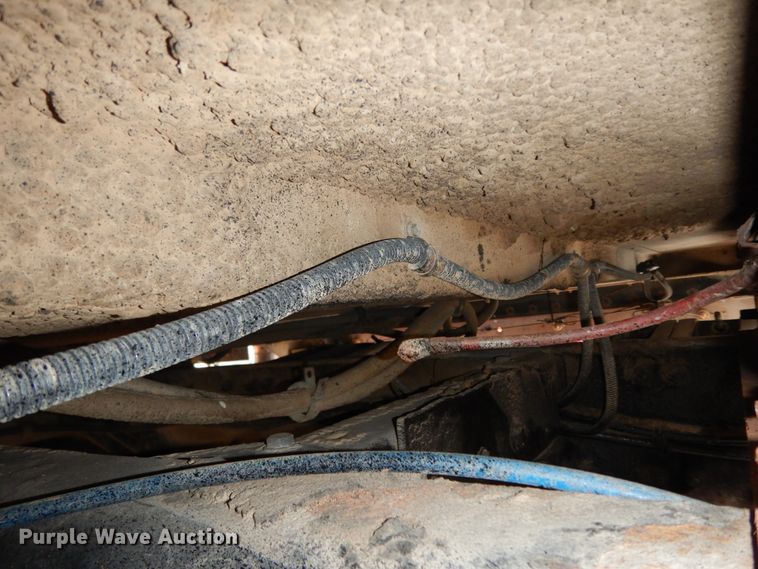 image for item DJ8196 1990 Peterbilt 379  semi truck