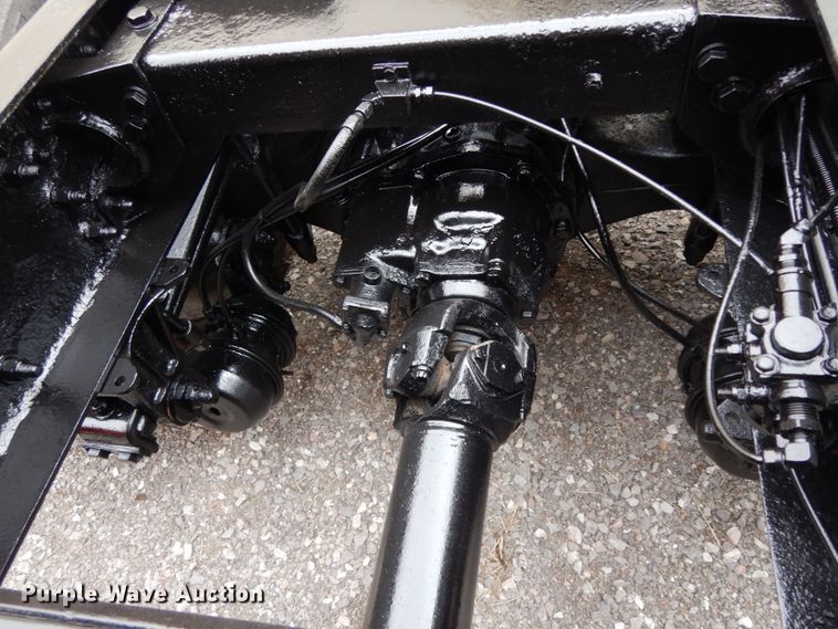 image for item DJ8196 1990 Peterbilt 379  semi truck