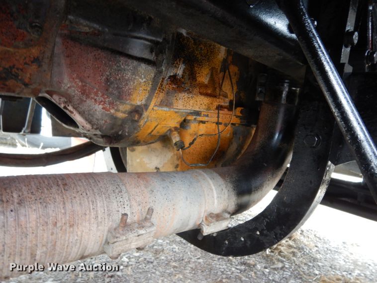 image for item DJ8196 1990 Peterbilt 379  semi truck