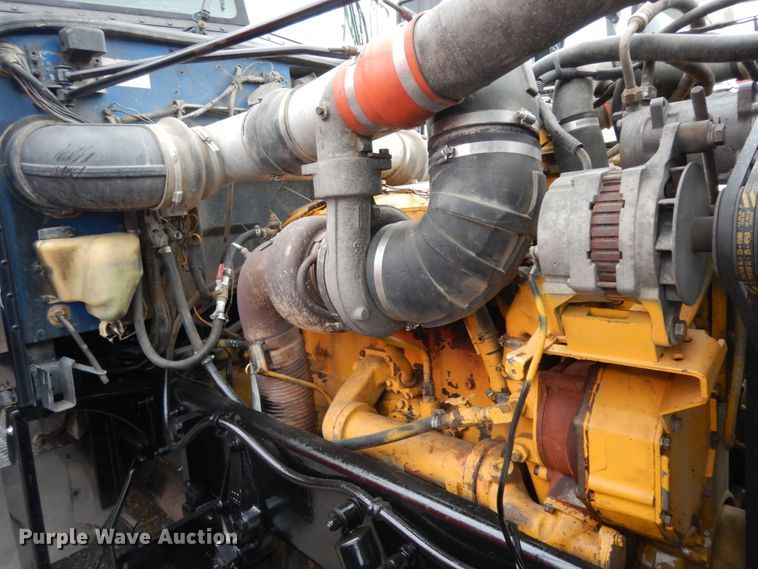 image for item DJ8196 1990 Peterbilt 379  semi truck