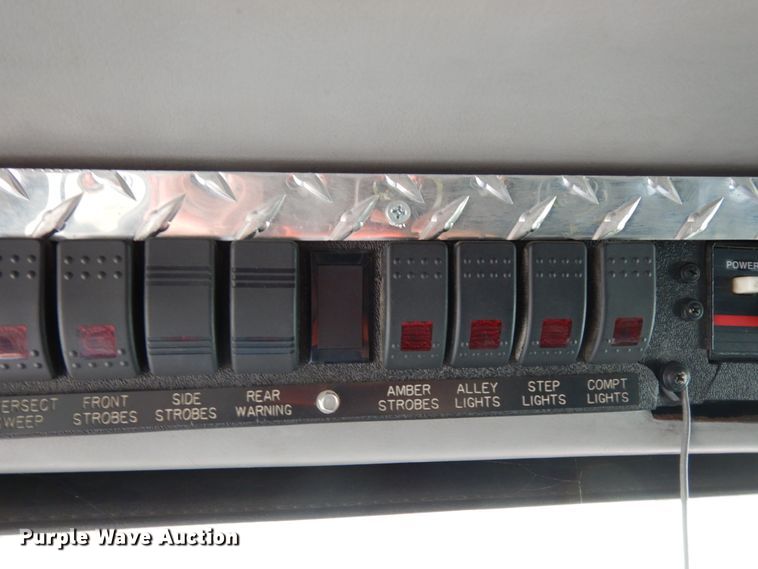 image for item DJ8198 1996 Freightliner FL80  pumper fire truck