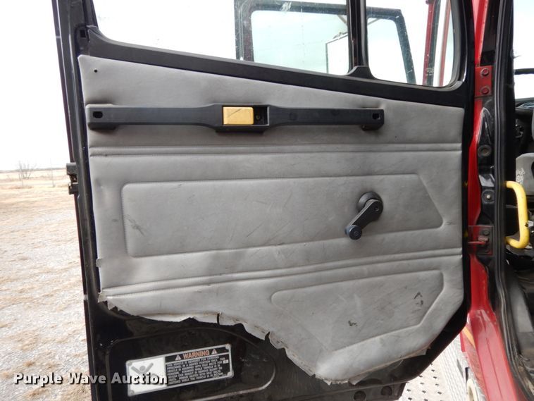 image for item DJ8198 1996 Freightliner FL80  pumper fire truck