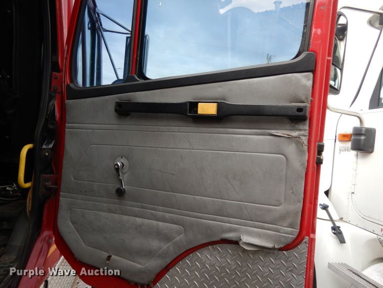 image for item DJ8198 1996 Freightliner FL80  pumper fire truck