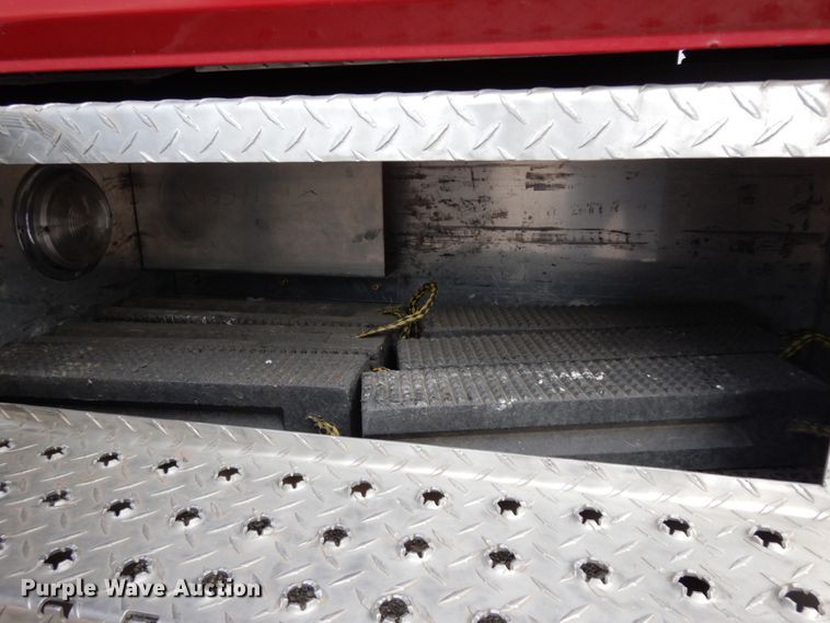 image for item DJ8198 1996 Freightliner FL80  pumper fire truck