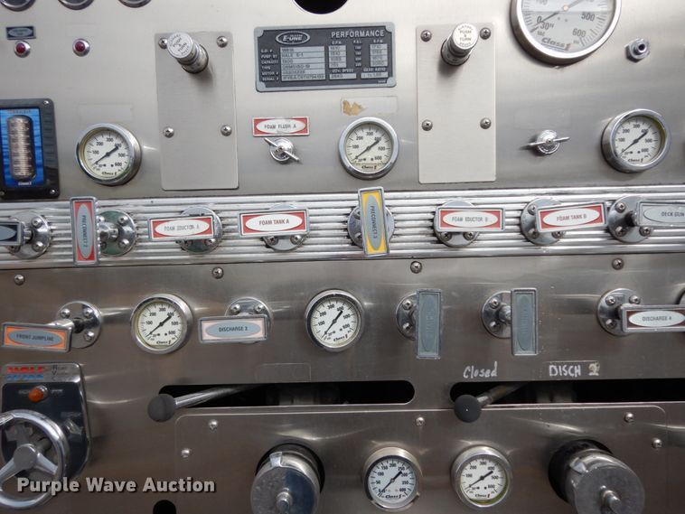 image for item DJ8198 1996 Freightliner FL80  pumper fire truck