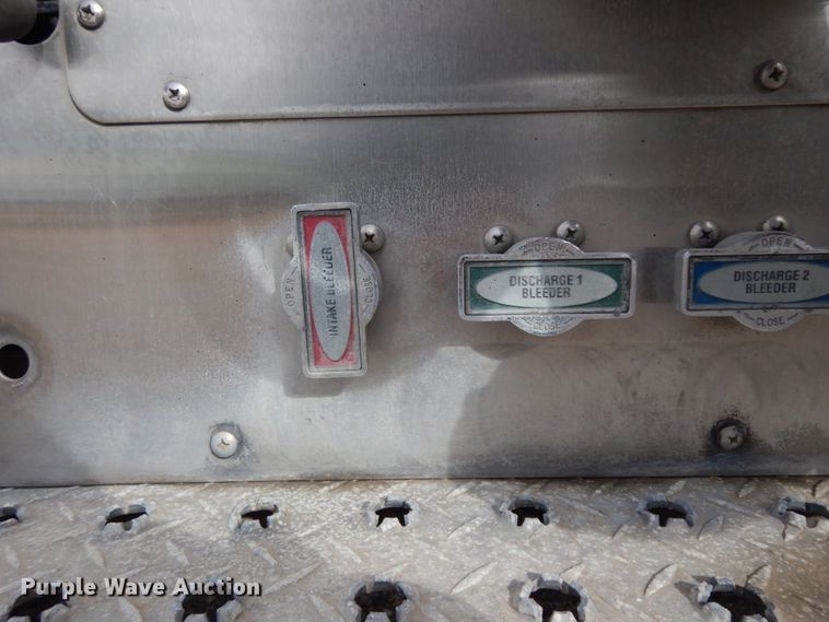 image for item DJ8198 1996 Freightliner FL80  pumper fire truck