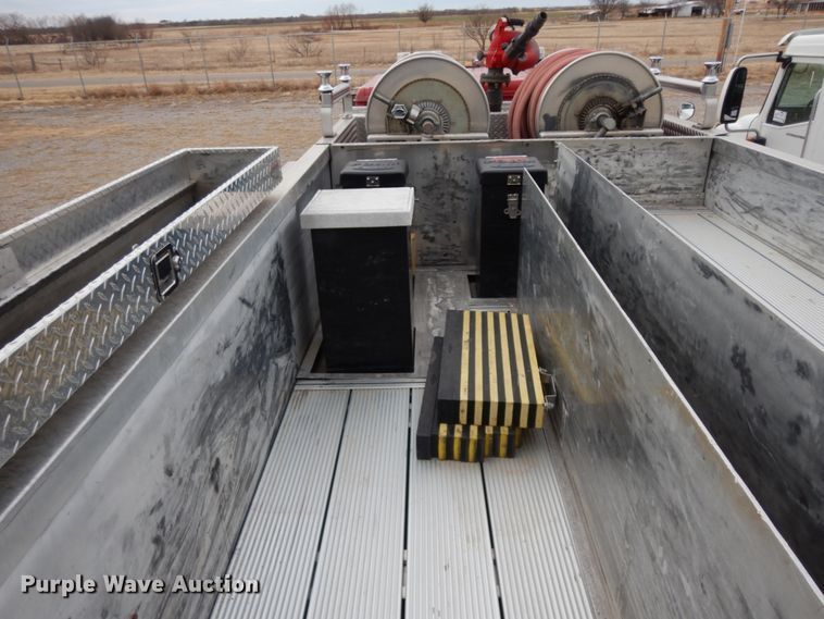 image for item DJ8198 1996 Freightliner FL80  pumper fire truck