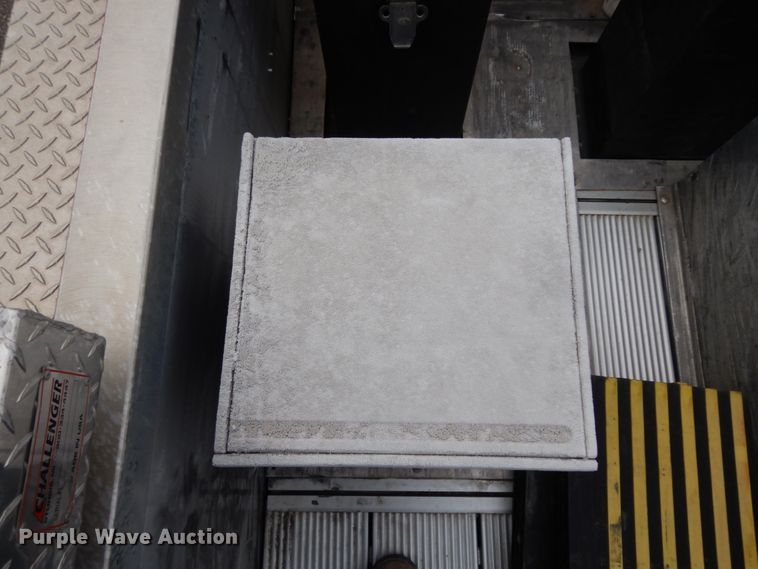 image for item DJ8198 1996 Freightliner FL80  pumper fire truck