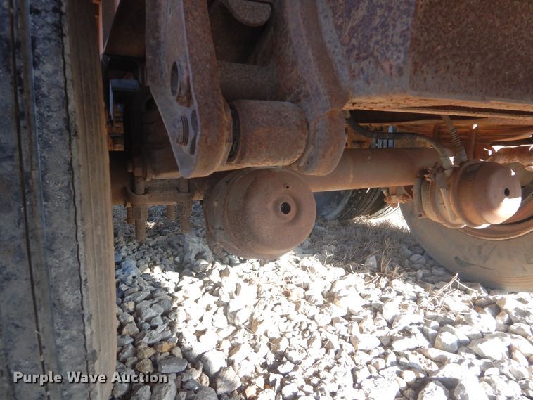 image for item DJ8615 1997 Great Dane GPMS248  flatbed trailer