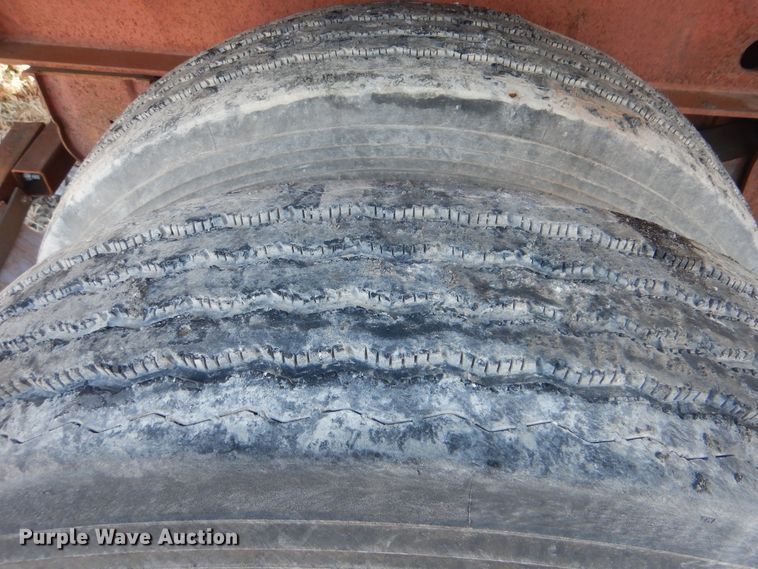 image for item DJ8615 1997 Great Dane GPMS248  flatbed trailer