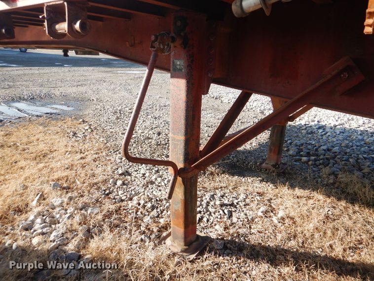 image for item DJ8615 1997 Great Dane GPMS248  flatbed trailer