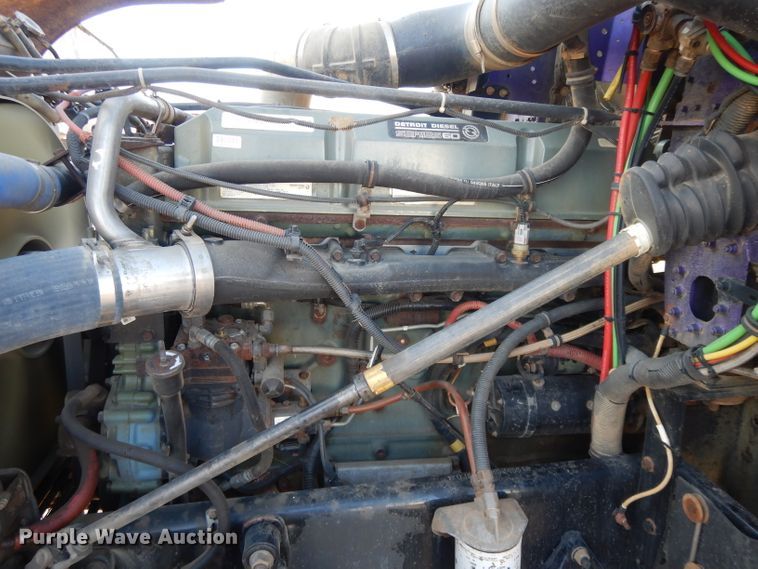 image for item DL2009 2006 Freightliner Classic  semi truck