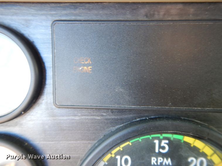 image for item DL2011 2006 Freightliner Columbia  semi truck