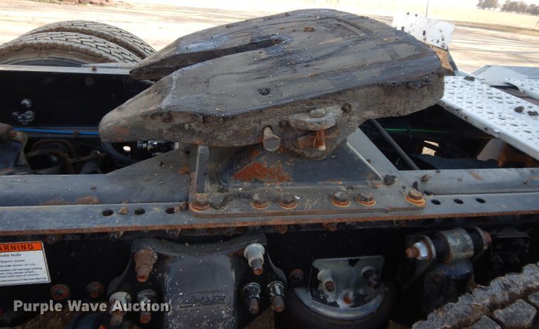 image for item DL2011 2006 Freightliner Columbia  semi truck