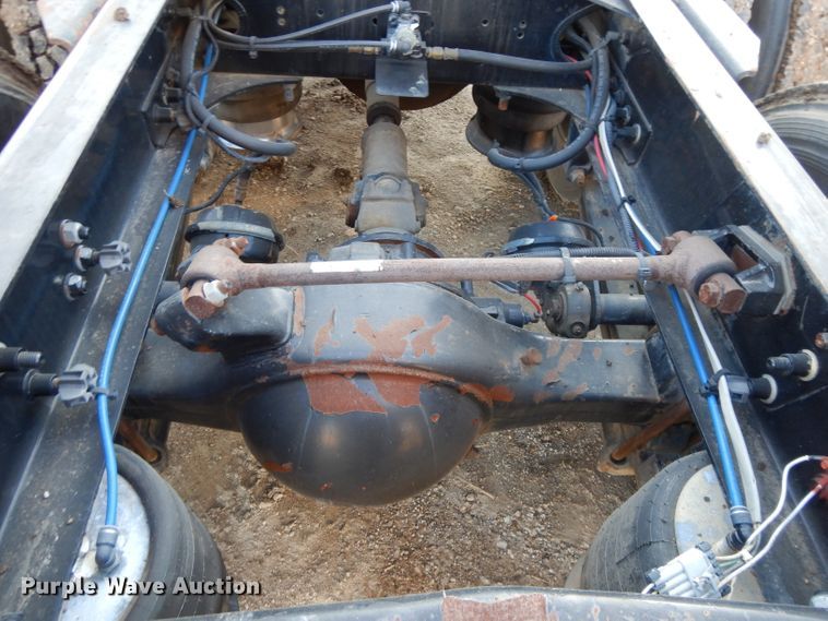 image for item DL2011 2006 Freightliner Columbia  semi truck