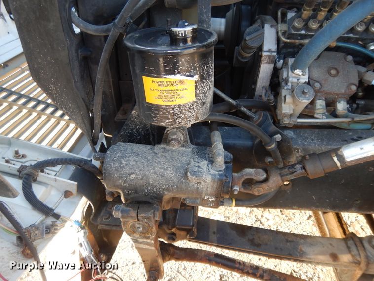 image for item DL2720 1994 Freightliner FL70  flatbed truck