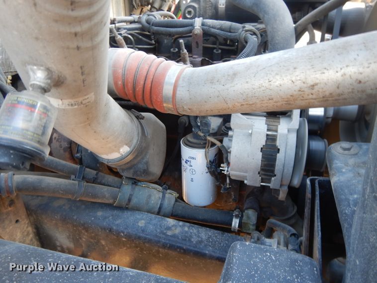 image for item DL2720 1994 Freightliner FL70  flatbed truck