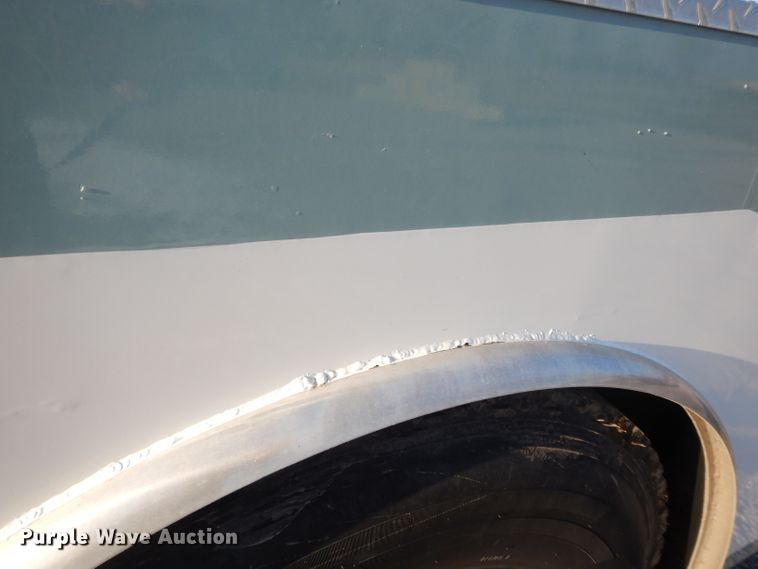 image for item DL2720 1994 Freightliner FL70  flatbed truck