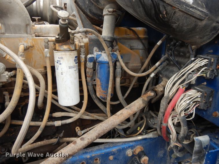 image for item DL2746 1989 Peterbilt 377  semi truck